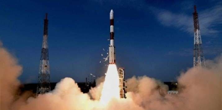 ISRO launched its sounding rocket RH-560 from Sriharikota test center, this rocket will help in the study of behavioral changes in winds.