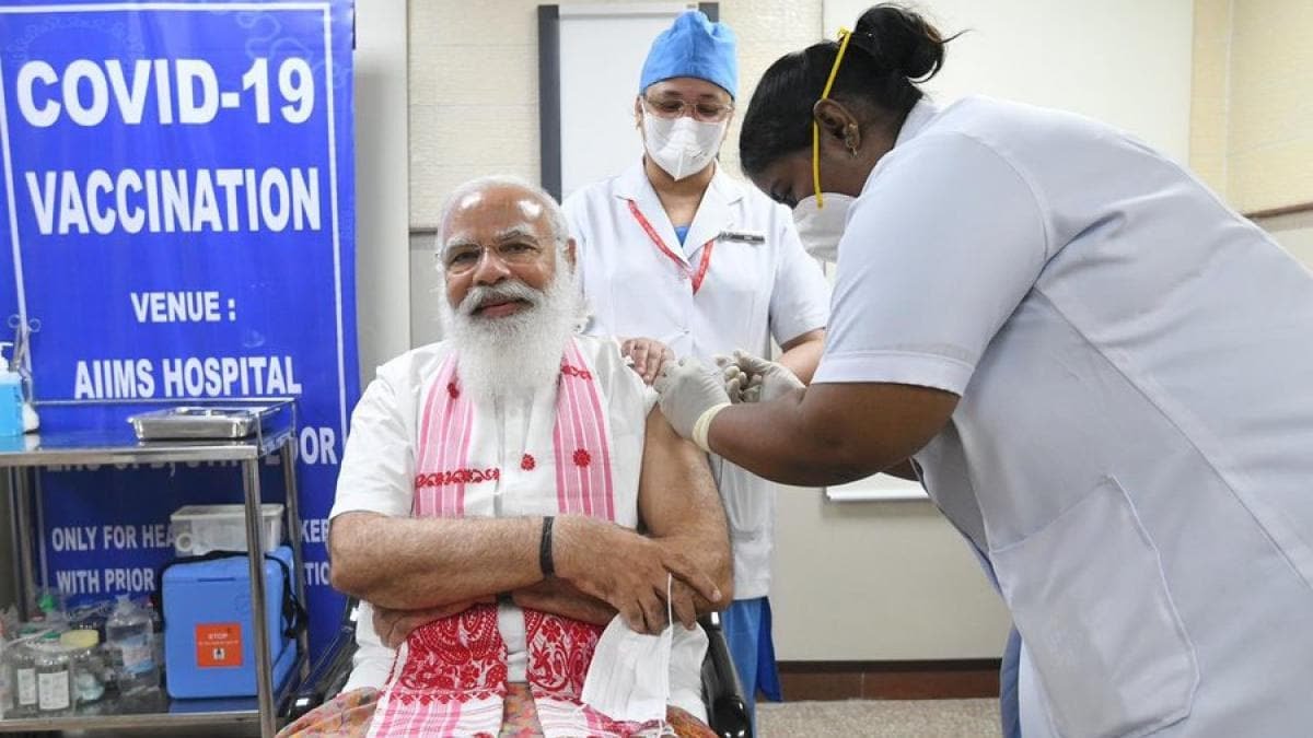 At the time of gWhile applying the vaccine, PM Modi told the nurse that the leader is thick skin, applying thick needles. Prime Minister's next dose of vaccine will taken after 28 days.etting the Corona vaccine, PM Modi told the nurse that the leader is thick skinned, applying thick needles.