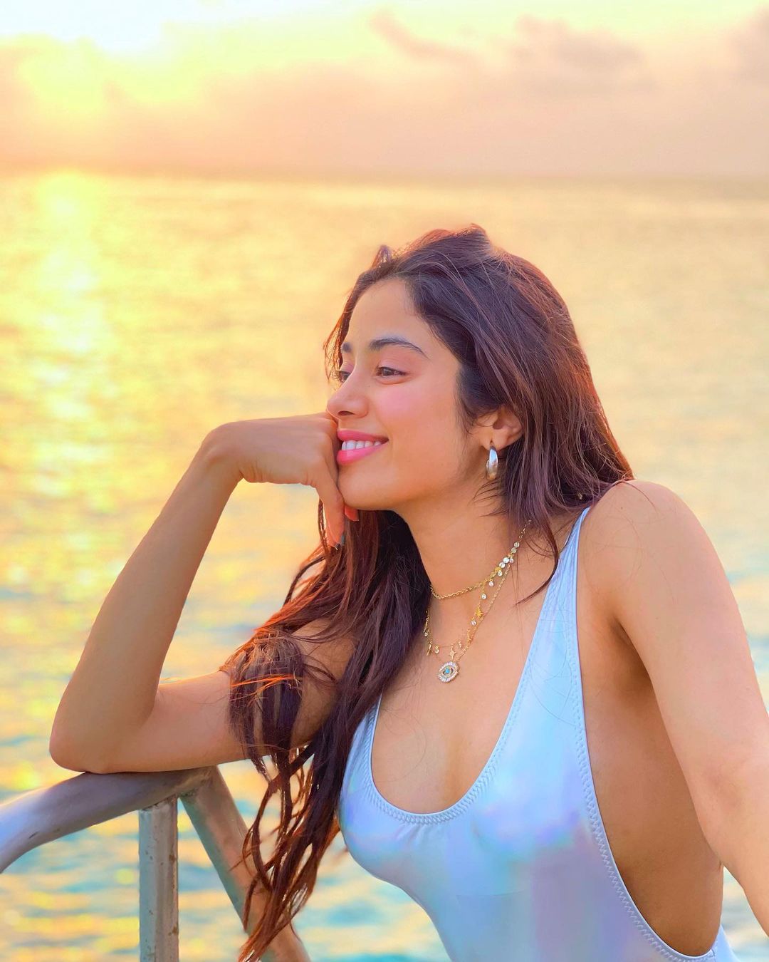Glamorous pictures of Janhvi Kapoor went viral, posing in a sky blue monokini by the poolside.