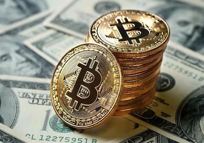 This year, Bitcoin is achieving new heights. The price of Bitcoin crosses 64 thousand dollars.
