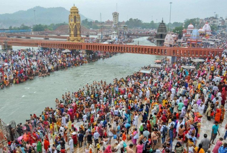 PM Modi appealed to saints to keep kumbh Mela symbolic. what response in Swami Awadheshanand said.