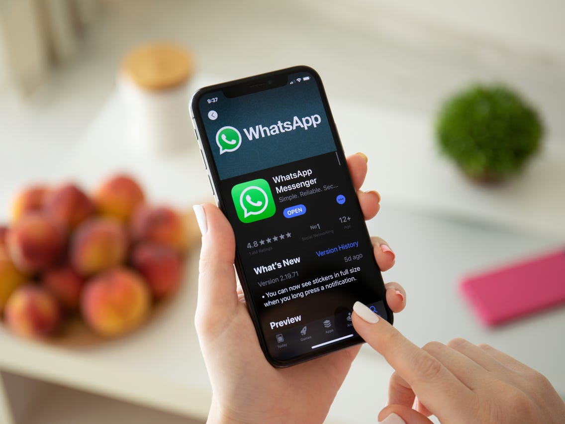 ios whatsapp