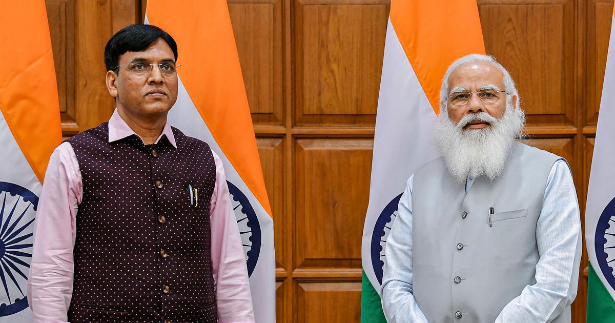 Responsibility changed after the expansion of the Union Cabinet. Ministry of Railways, Education, Health got new ministers.