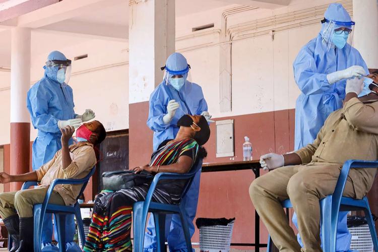 Coronavirus: 46,603 new cases of corona registered in 24 hours, death toll crosses 4 lakh.