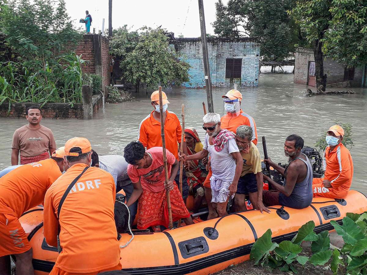 Flood havoc in Maharashtra, Bihar, Karnataka and Goa. Floods in 11 districts of Bihar, 15 lakh people affected
