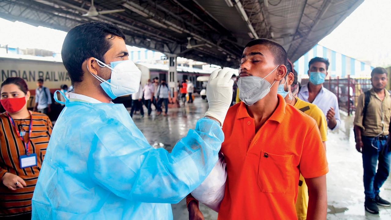 Coronavirus : 18,166 new cases of corona registered in one day in India, 214 patients died.