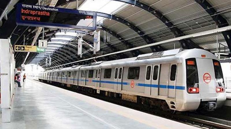 Delhi Metro : DMRC has given information that the metro service will be available in Delhi only till 10 pm on the day of Diwali.