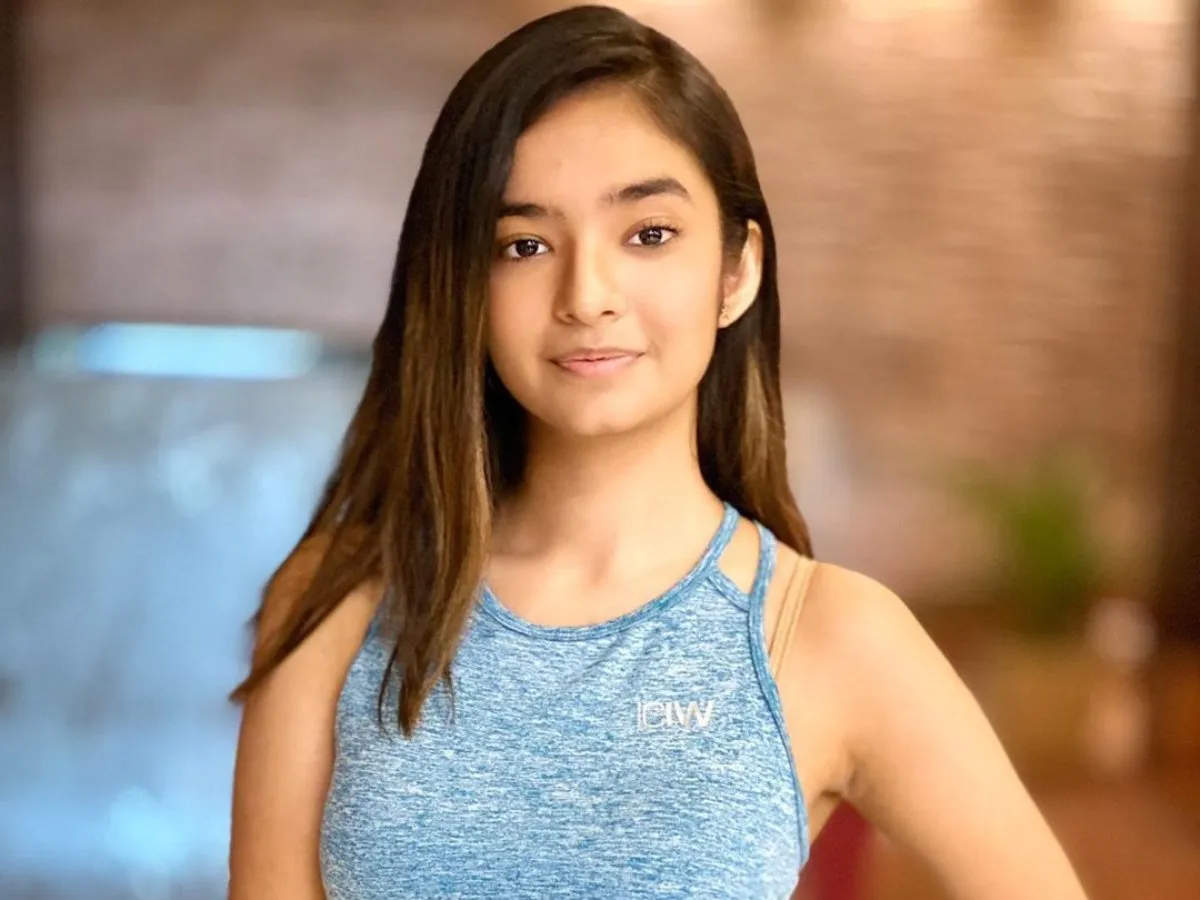Anushka Sen shared some super sizzling photos of herself in a backless monokini. See photos
