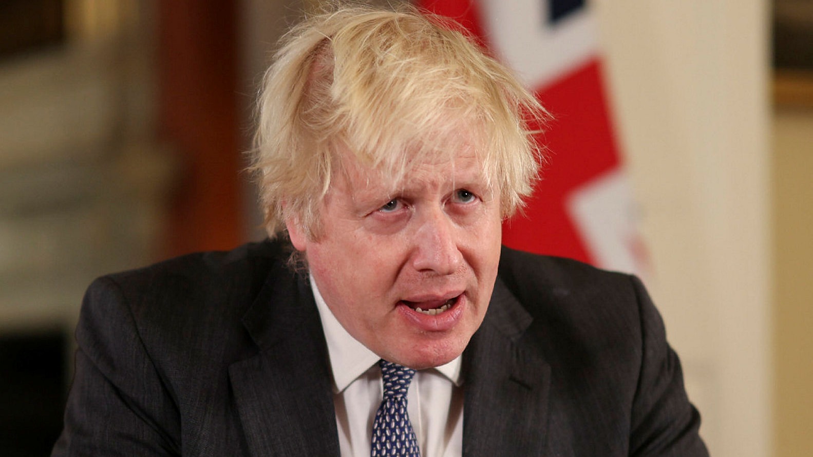 First death from Omicron variant in Britain, Prime Minister Boris Johnson gave information.