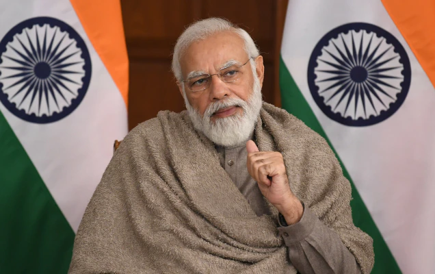 PM Modi visited the gym in Meerut and himself also exercised in the gym. see Video
