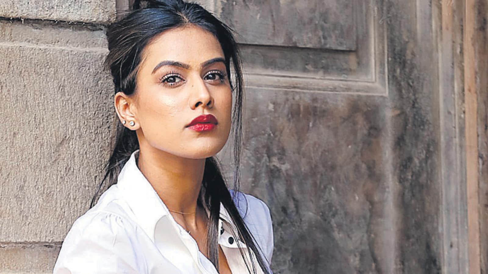 Video of Nia Sharma in lehenga-choli goes viral, see video