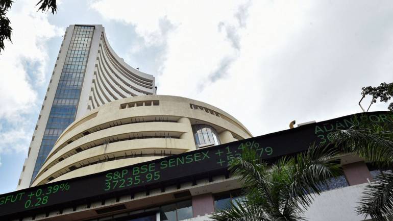 Stock Market : Sensex rose 1,039.80 points or 1.86%, Nifty again reached near 17 thousand.