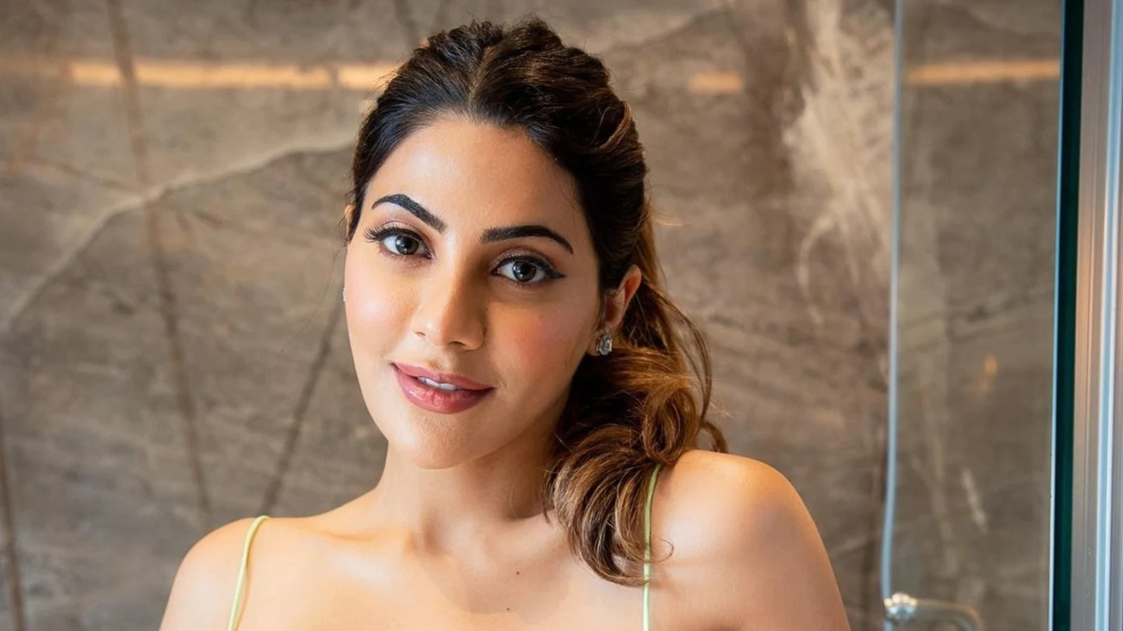 Nikki Tamboli wreaked havoc on social media with her stylish and hot look, see photos